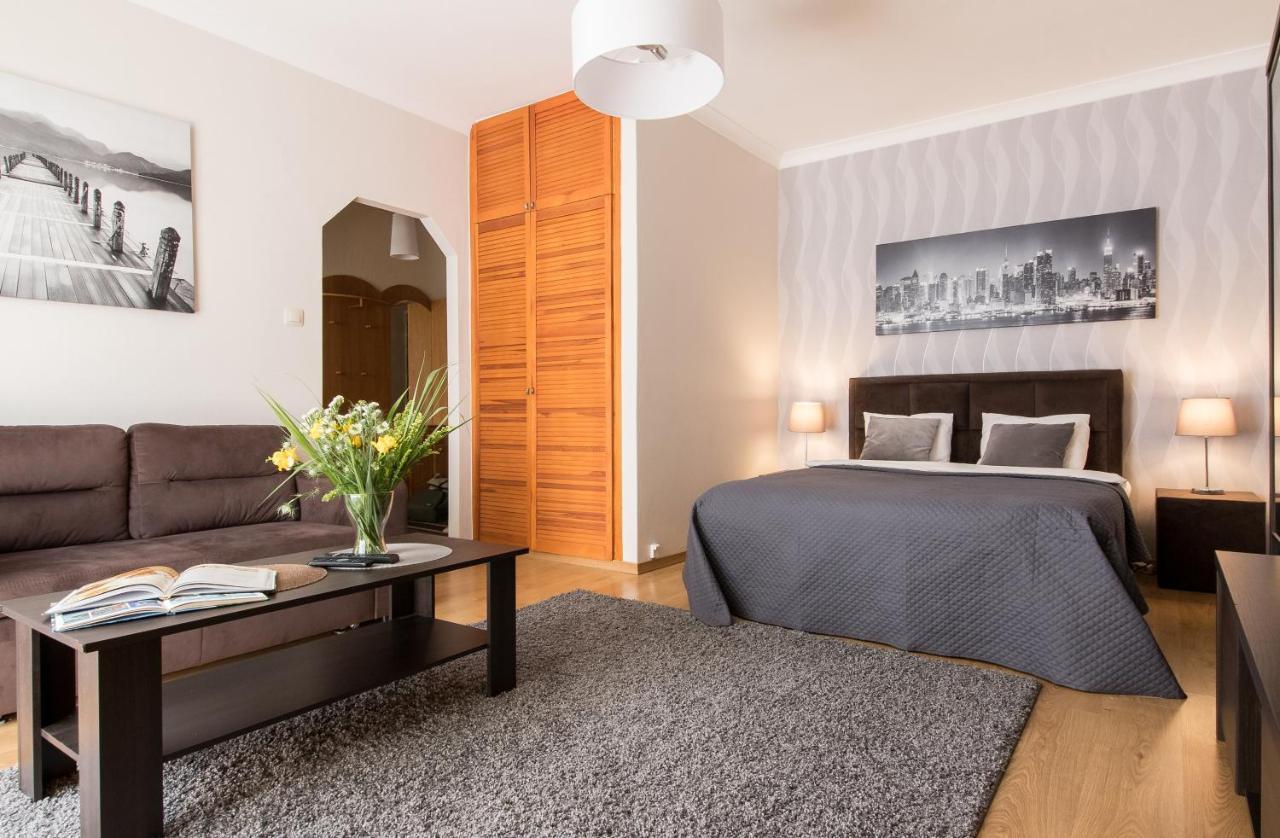 Modern Apartment At Classic Varsó Kültér fotó